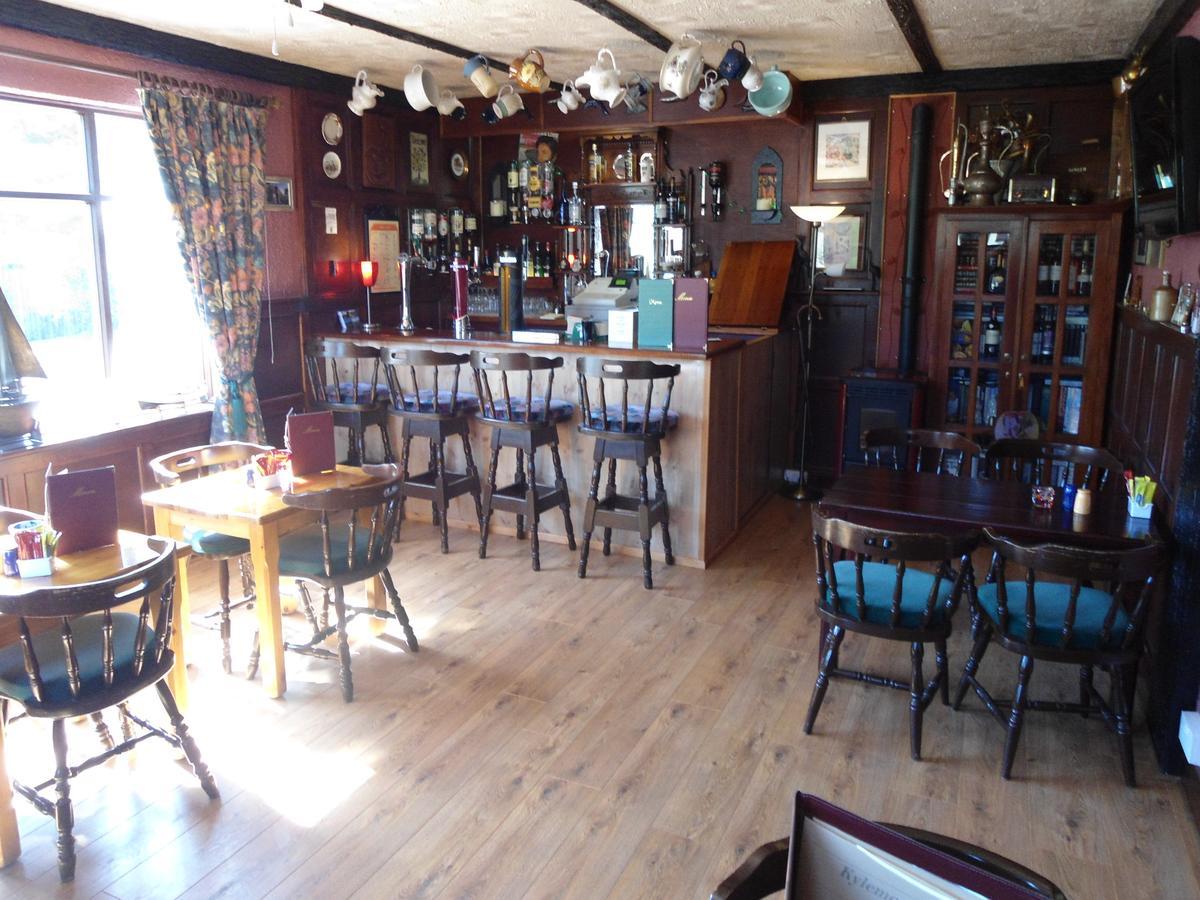 Kylemore Pass Hotel Letterfrack Dış mekan fotoğraf